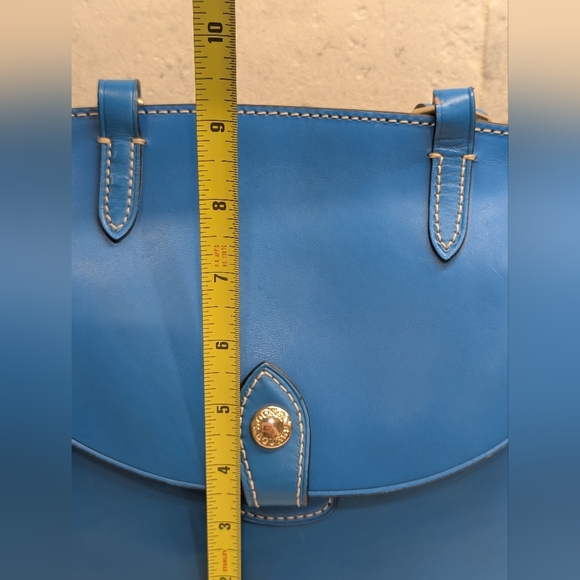 Dooney And Bourke Saddle Bag Crossbody - Good Vintage Condition - 9x9 Inches - Picture 14 of 14